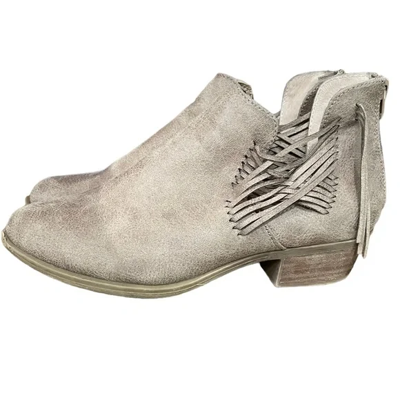 Very G Women's Western Faux Suede with Fringe Round Toe Booties Size